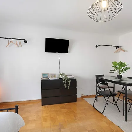 Апартаменты Mb Homes Fewo1